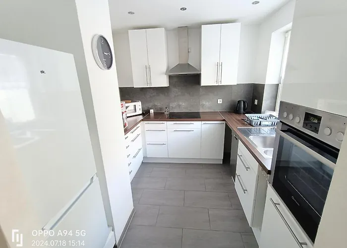 Apartment Fmi44 Akkommodation *